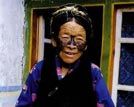 藏族妇女千奇百怪的美容护肤方式