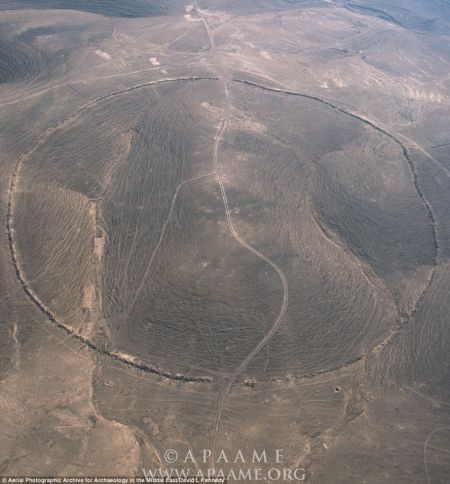 约旦叙利亚发现古代神秘巨石环:用途仍未知_新